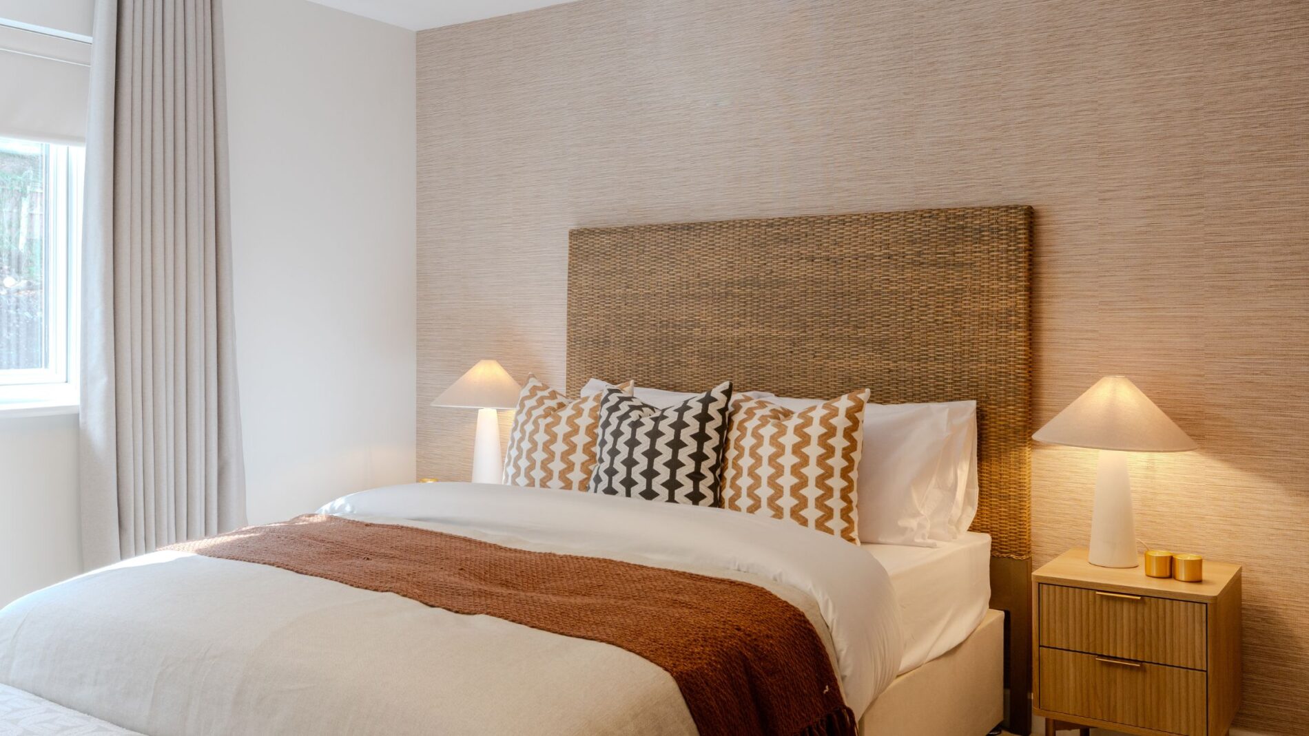 luxury bedroom
